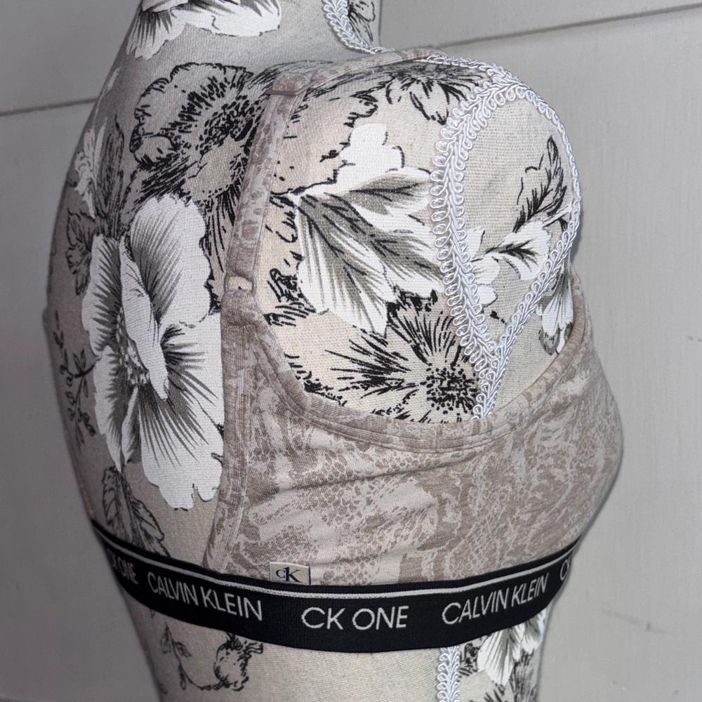 Calvin Klein Taupe Snake-Print Bralette with CK One Logo Band - Picture 4 of 6